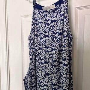 Size extra small super comfortable perfect for church or evening out